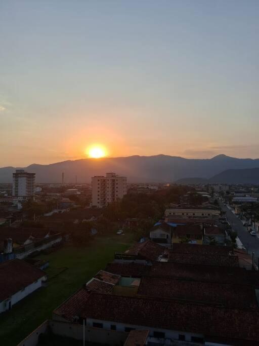 Apto Aconchegante Beira Mar Com Ar No Quarto Solemar Exterior foto